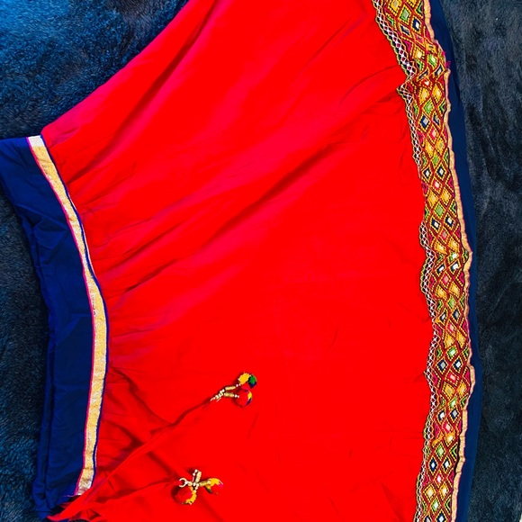 Skirt with embroidery - Picture 4 of 4